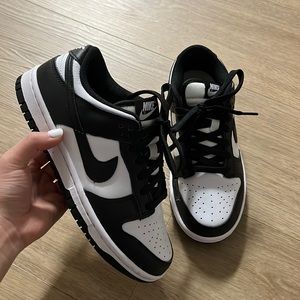 Dunk Low ‘Black White’